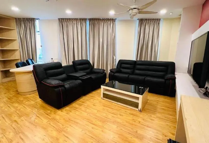 キングサイドベッドのスタンダードワンルーム, Home Inn 2 Taman Bukit Segar