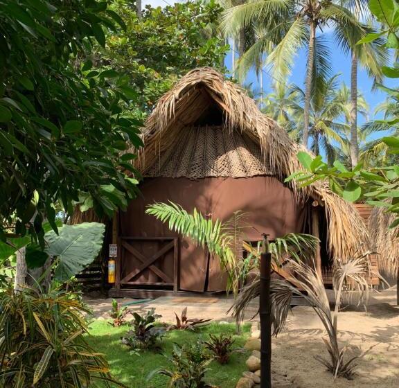 Бунгало Superior, Los Hermanos Beach Hostal