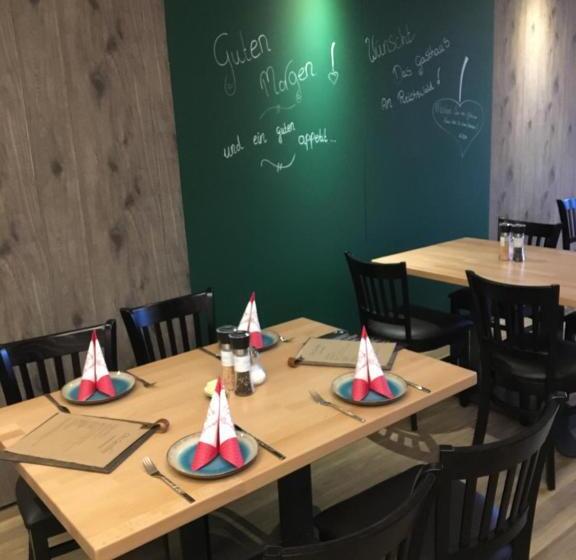 デラックスの４人部屋, Das Gasthaus Am Reichswald