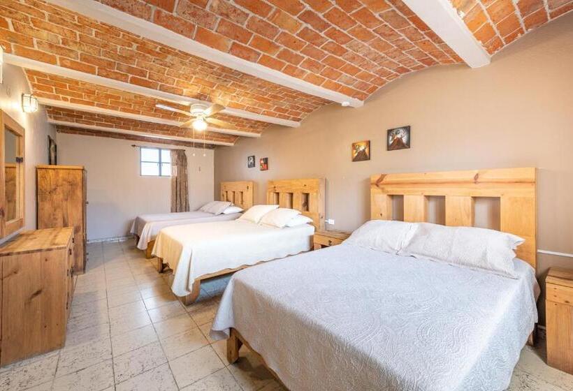 חדר משפחתי, Meson Del Conde