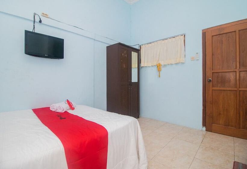 Номер Стандарт, Reddoorz Near Pantai Boom