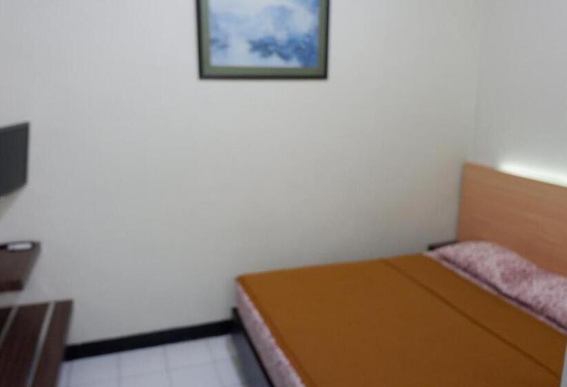 Chambre Deluxe, Taman Indah