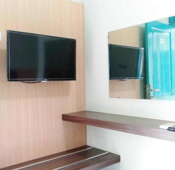 Chambre Deluxe, Taman Indah