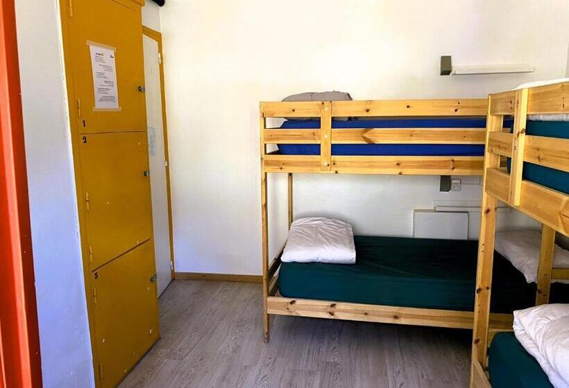 Ekonomi kvadrupel rum med delat badrum, Alberg Els Andes