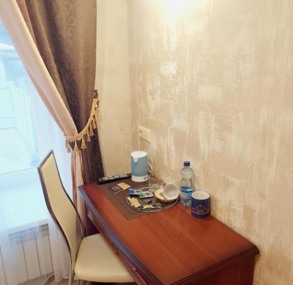 اتاق استاندارد یک نفره, Centralnyi