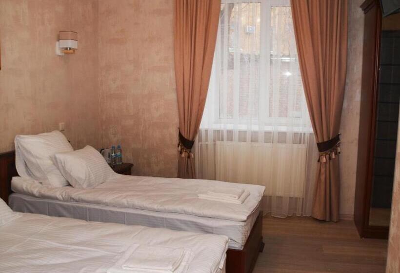 اتاق استاندارد, Centralnyi