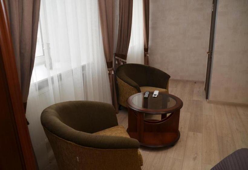 سوییت, Centralnyi