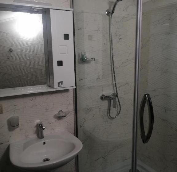 اتاق خانوادگی, Centralnyi