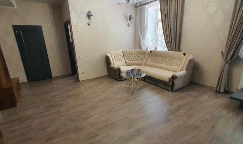آپارتمان دوبلکس 1 خوابه, Centralnyi