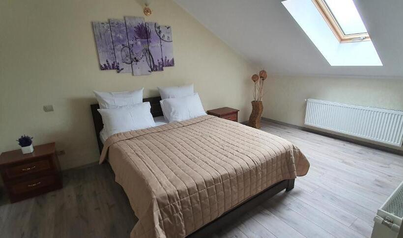 اتاق سوپریور خانوادگی, Centralnyi