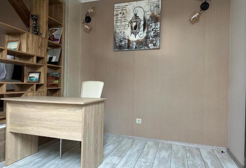 سوییت دوبلکس, Centralnyi