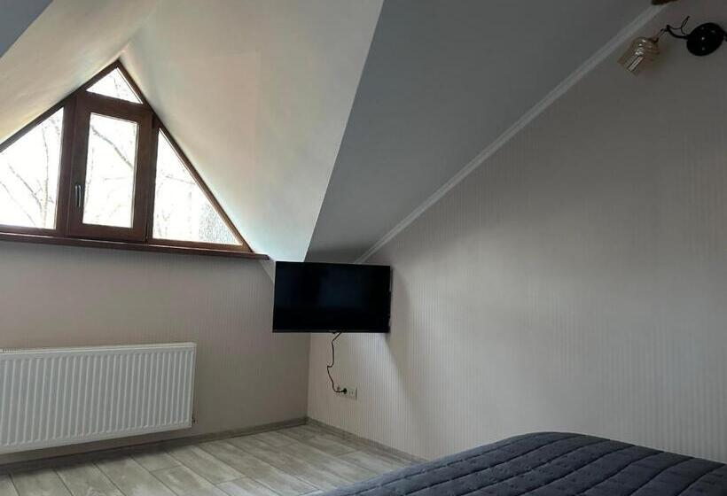 سوییت دوبلکس, Centralnyi