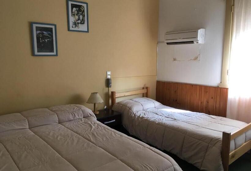 اتاق خانوادگی, Del Prado