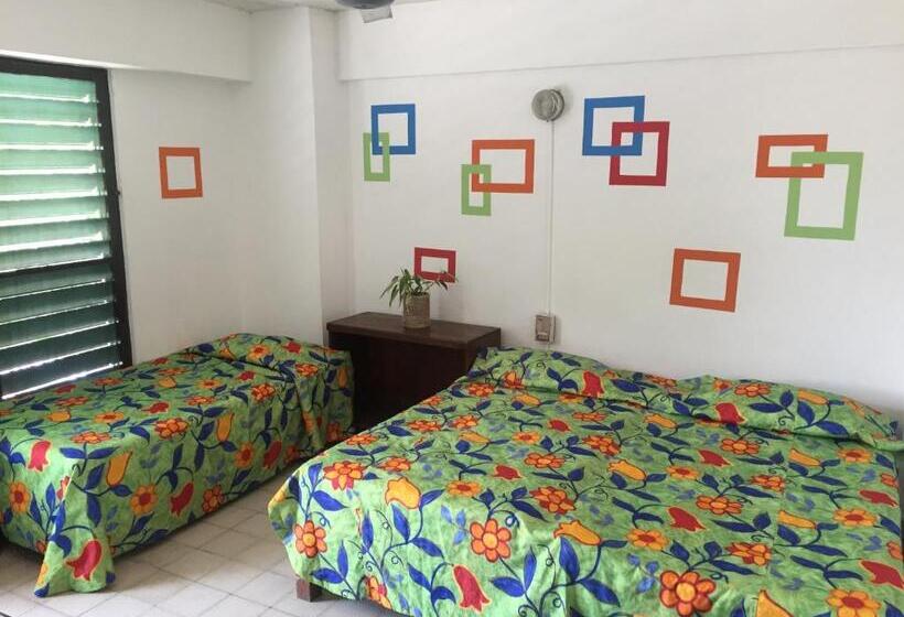 Номер Стандарт Вид на Город, El Kiosco