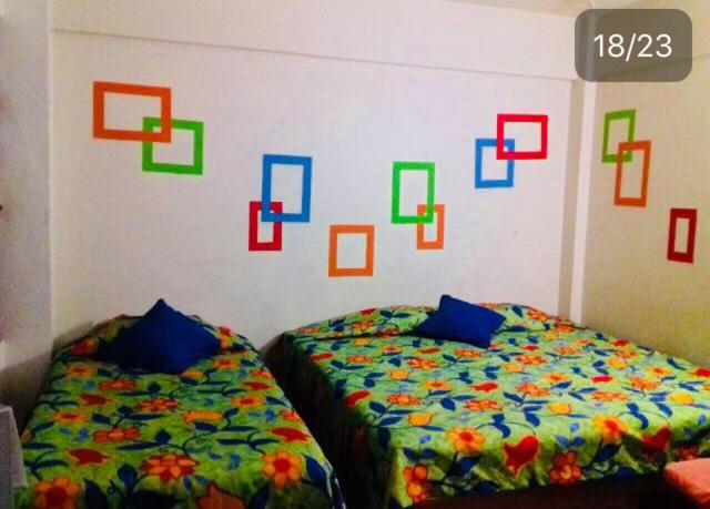 Студия Стандарт, El Kiosco