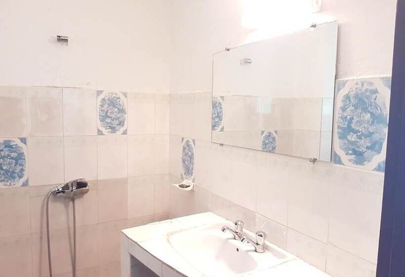 اتاق استاندارد یک نفره, Hôtel Hibiscus