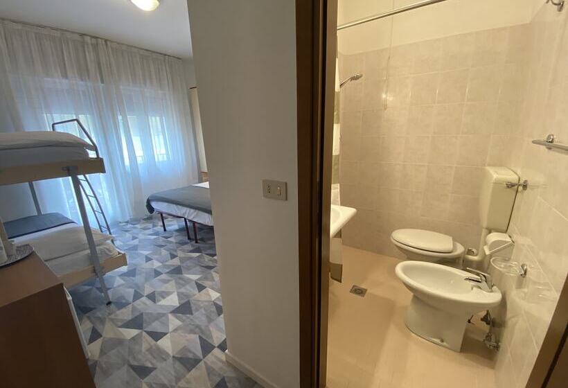 اتاق کلاسیک چهارنفره, Giovanna Rooms