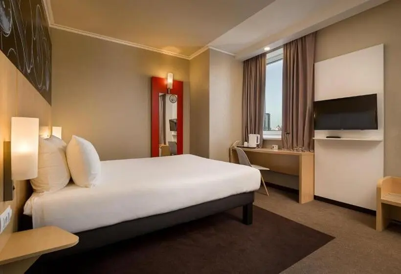 Premium-huone, Ibis Kyiv Railway Station
