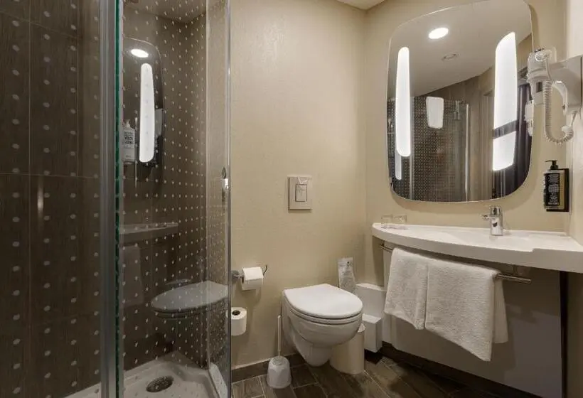 Premium-huone, Ibis Kyiv Railway Station
