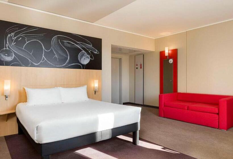 اتاق خانوادگی, Ibis Kyiv Railway Station