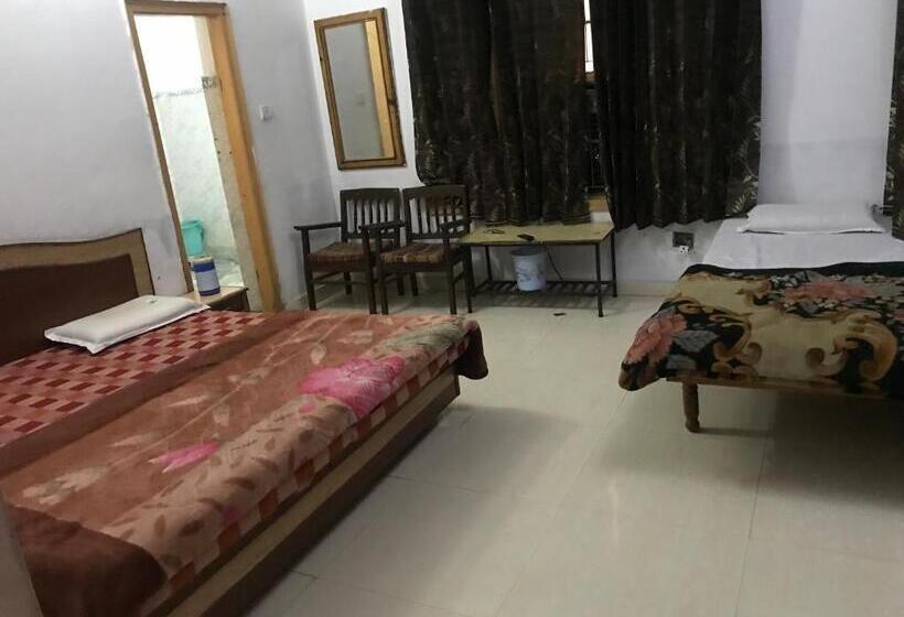 اتاق لوکس, Kanshi Vishwa Nath