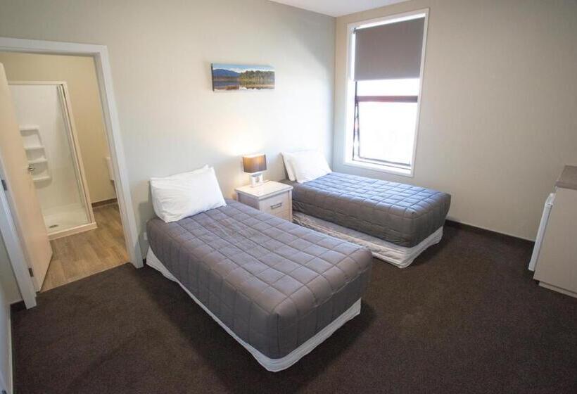 스탠다드 스튜디오, Stumpers