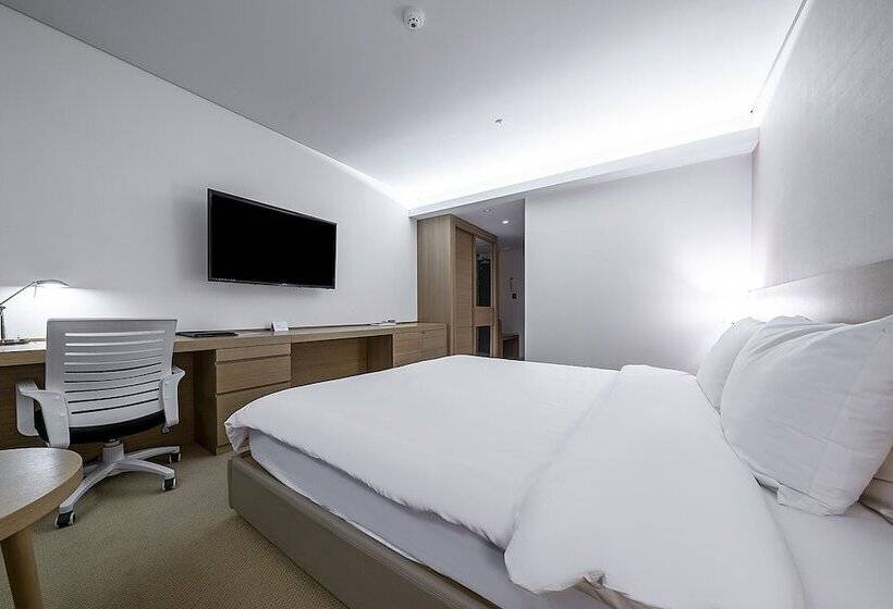 Номер Стандарт, Wonju City Hotel Hyeoksin