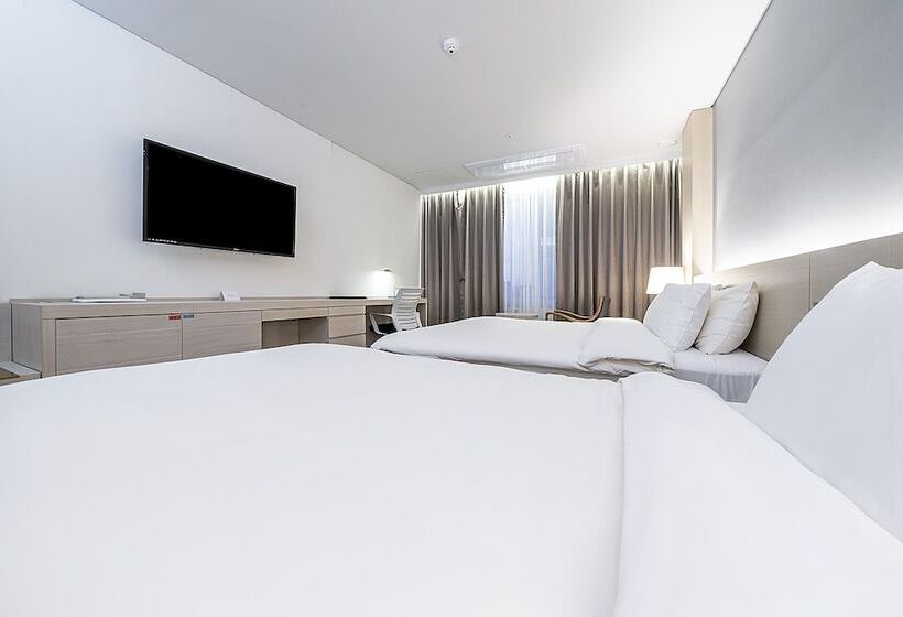 Номер Superior, Wonju City Hotel Hyeoksin