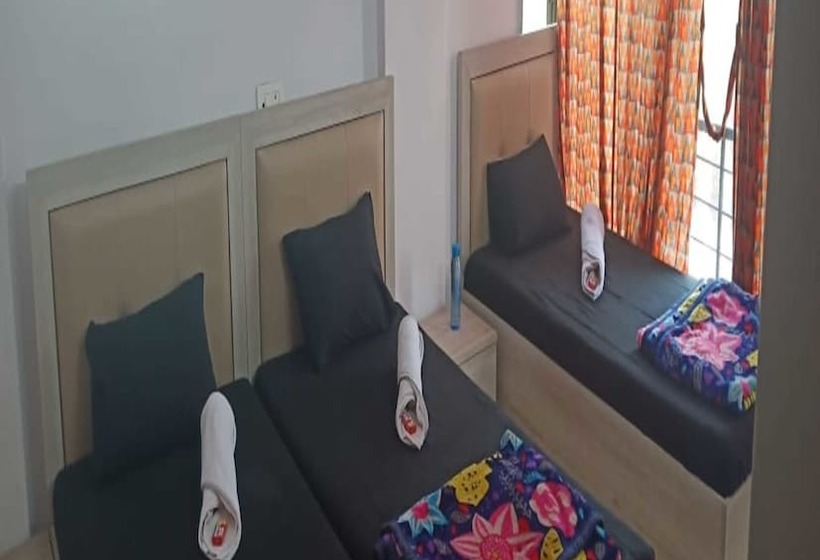 수피리어 트리플 룸, The Dorm Factory Hostel