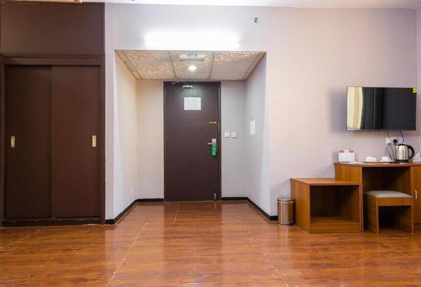 Семейный Номер, Three 888