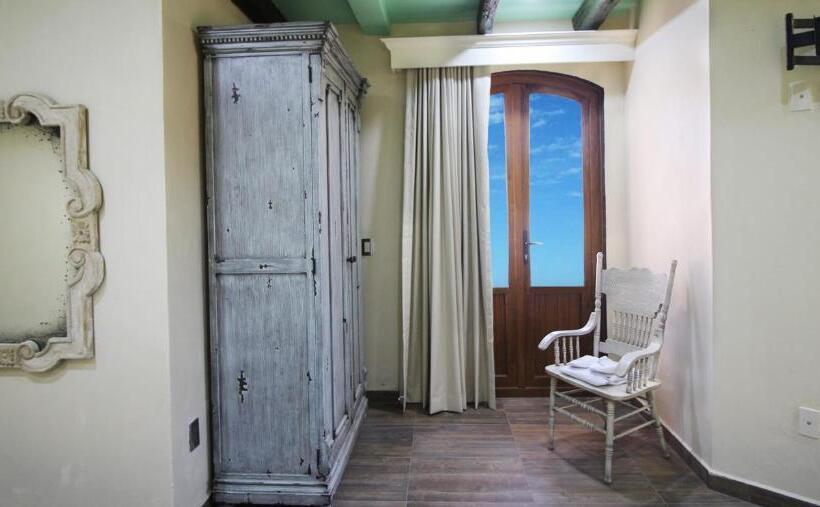 غرفة قياسية مزوَّدة بشُرفة, Alondra Hotel Boutique