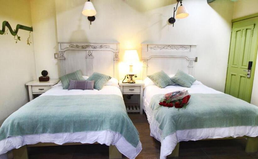 غرفة قياسية مزوَّدة بشُرفة, Alondra Hotel Boutique