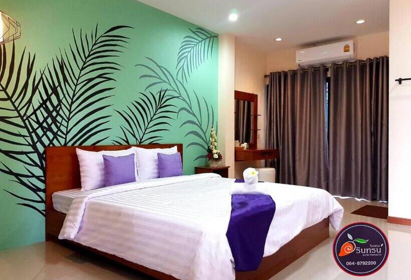 标准间, Warintorn Court