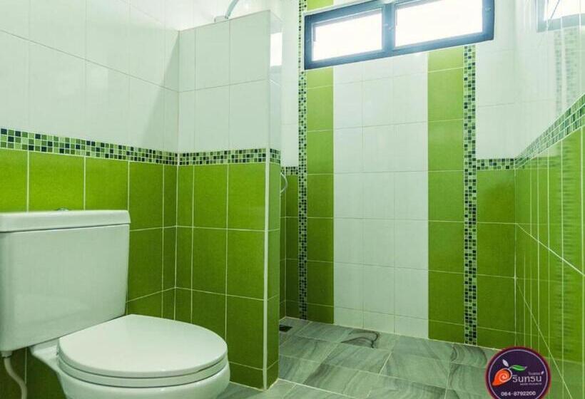 スーペリアールーム, Warintorn Court