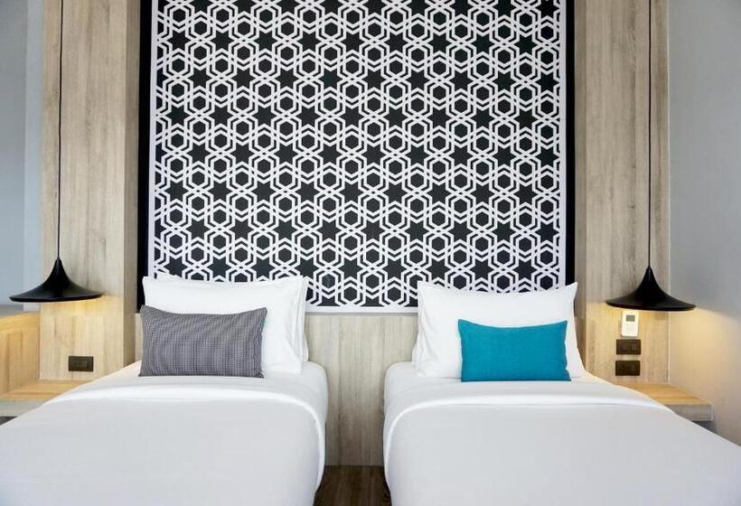 Номер Deluxe Вид на Горы, The Lake Chalong Hotel Sha Plus