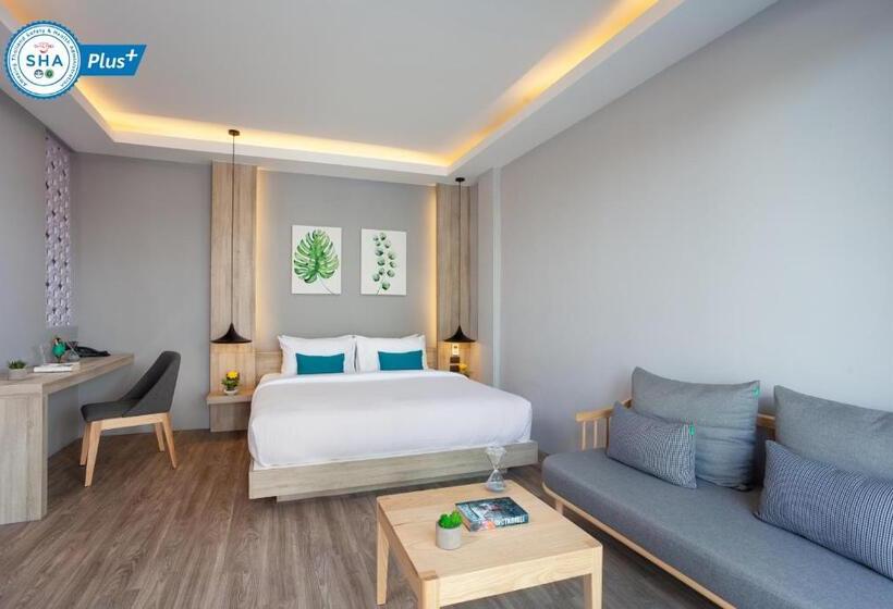 اتاق لوکس, The Lake Chalong Hotel Sha Plus