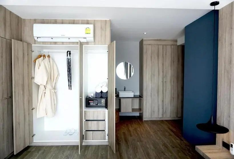 2 Bedrooms Family Apartment 2 Bedrooms Lake View, The Lake Chalong Hotel Sha Plus