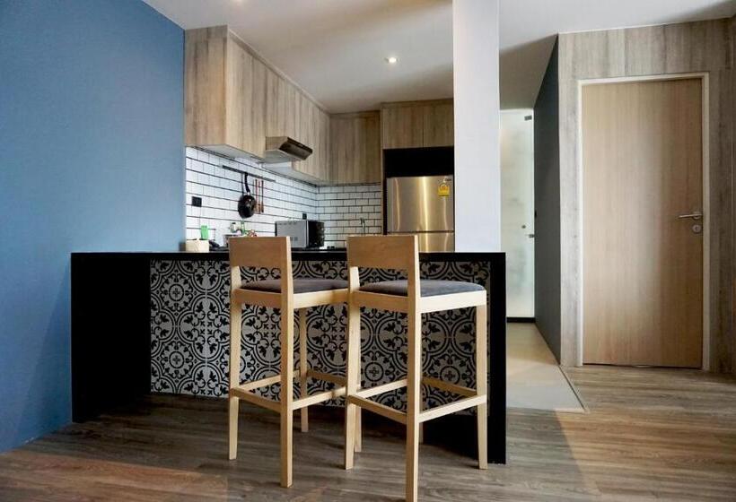 2 Bedrooms Family Apartment 2 Bedrooms Lake View, The Lake Chalong Hotel Sha Plus