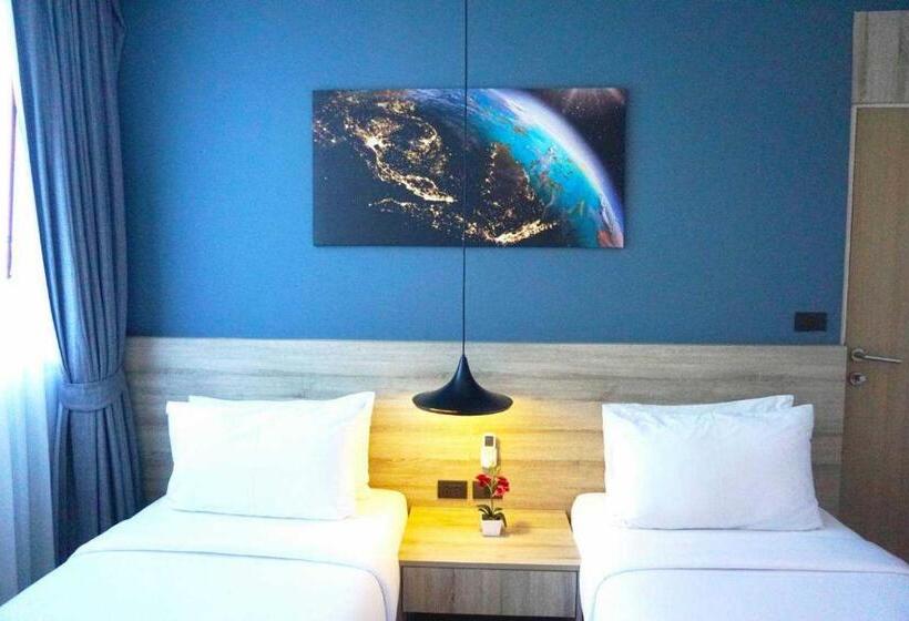 2 Bedrooms Family Apartment 2 Bedrooms Lake View, The Lake Chalong Hotel Sha Plus