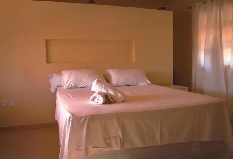 デラックススイート, Abrolhos Dive Inn