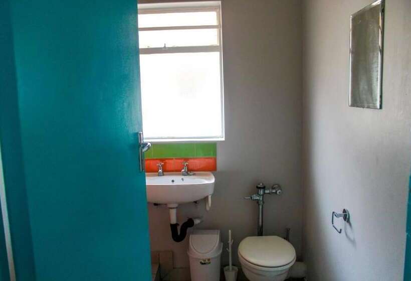 מיטה בחדר משותף, Motown By Mojo