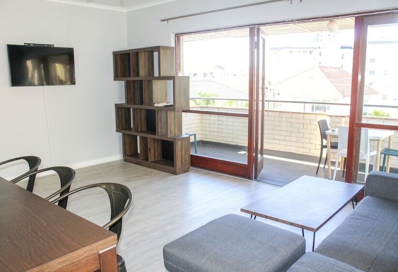 חדר סטנדרט, Motown By Mojo