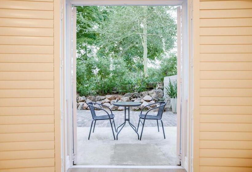 Suit Deluxe, Amberhall Guesthouse