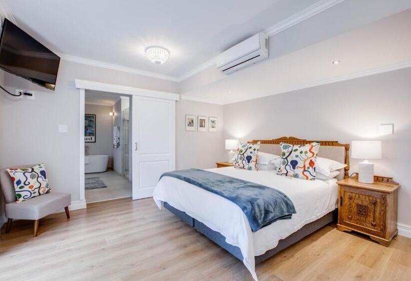 Suit Deluxe, Amberhall Guesthouse