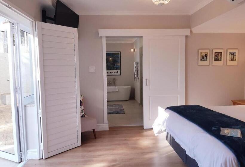 Suit Deluxe, Amberhall Guesthouse