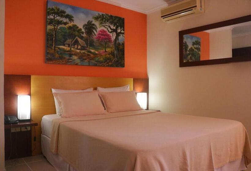 سوییت اجرایی, By Armonía Santa Cruz