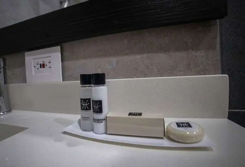 Standard-huone, Interpacific