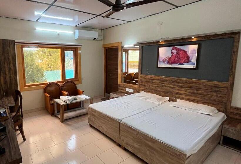 Номер Стандарт, Pops Resort