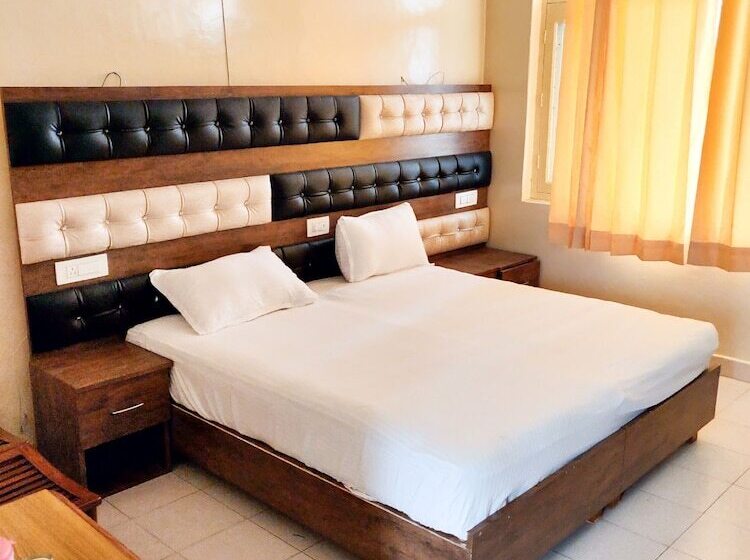 豪华房间, Pops Resort