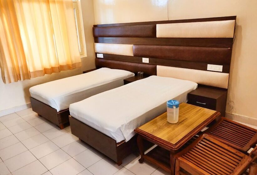 豪华房间, Pops Resort